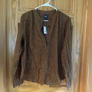 Gap women’s dress shirt cheetah print